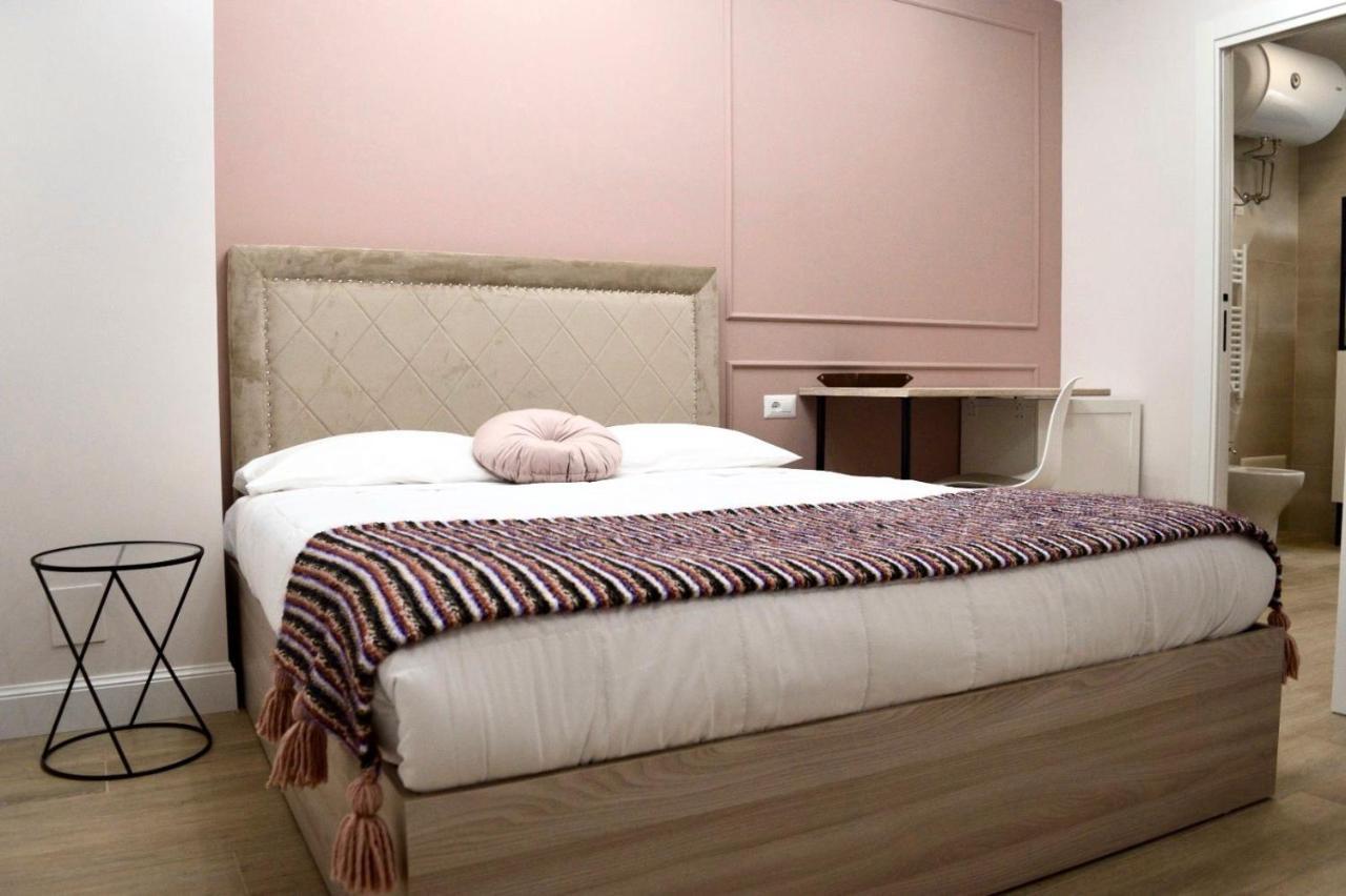Guest House Domus Gratia Russo โรม ภายนอก รูปภาพ