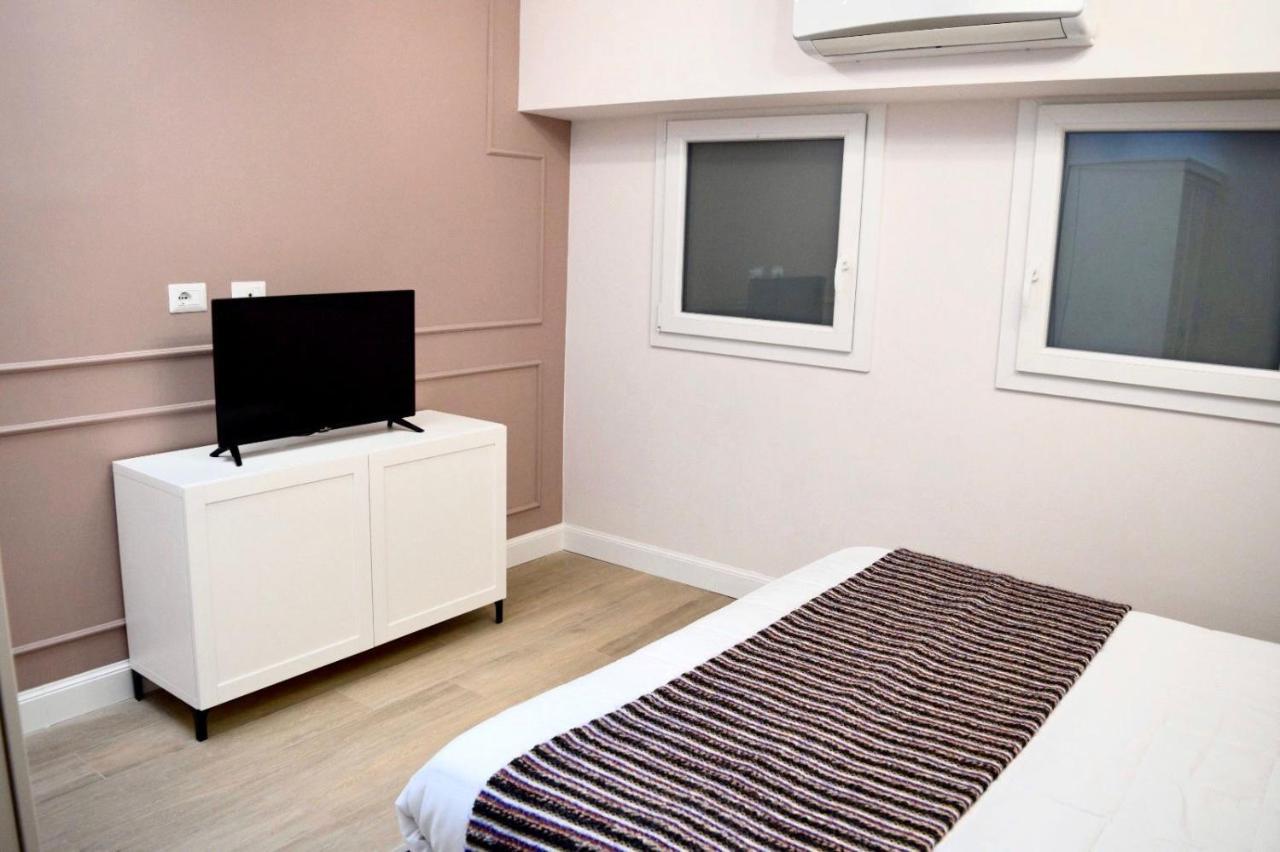 Guest House Domus Gratia Russo โรม ภายนอก รูปภาพ